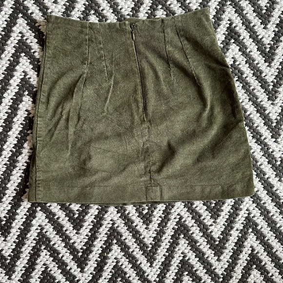 🍃Altar'd State Green Corduroy Cute As A Button Mini Skirt - Picture 4 of 6
